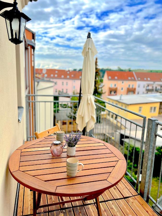 Elbling Apartment Mit Terrasse - Netflix - Parkplatz - Weinbergblick Meißen Exterior foto